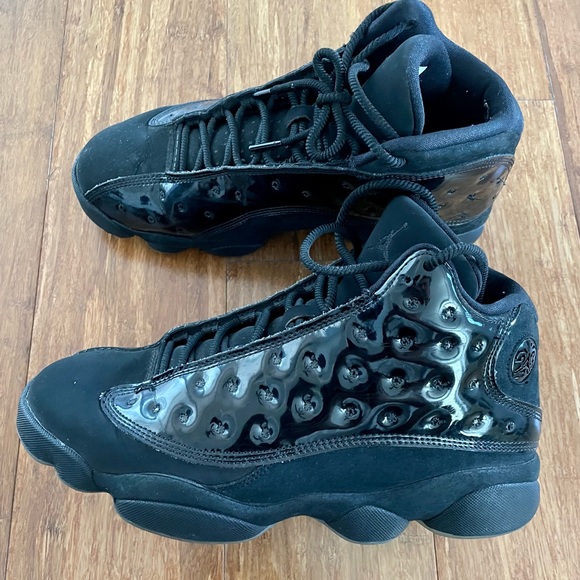Jordan Other - Jordan 13 retro black good condition